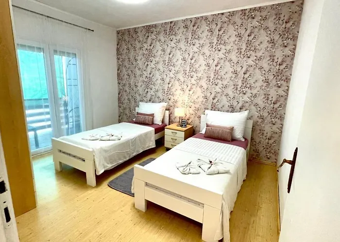 For 6 + Free Parking Place Zadar