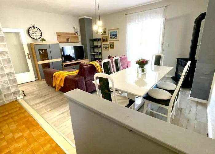 For 6 + Free Parking Place Apartamento Zadar